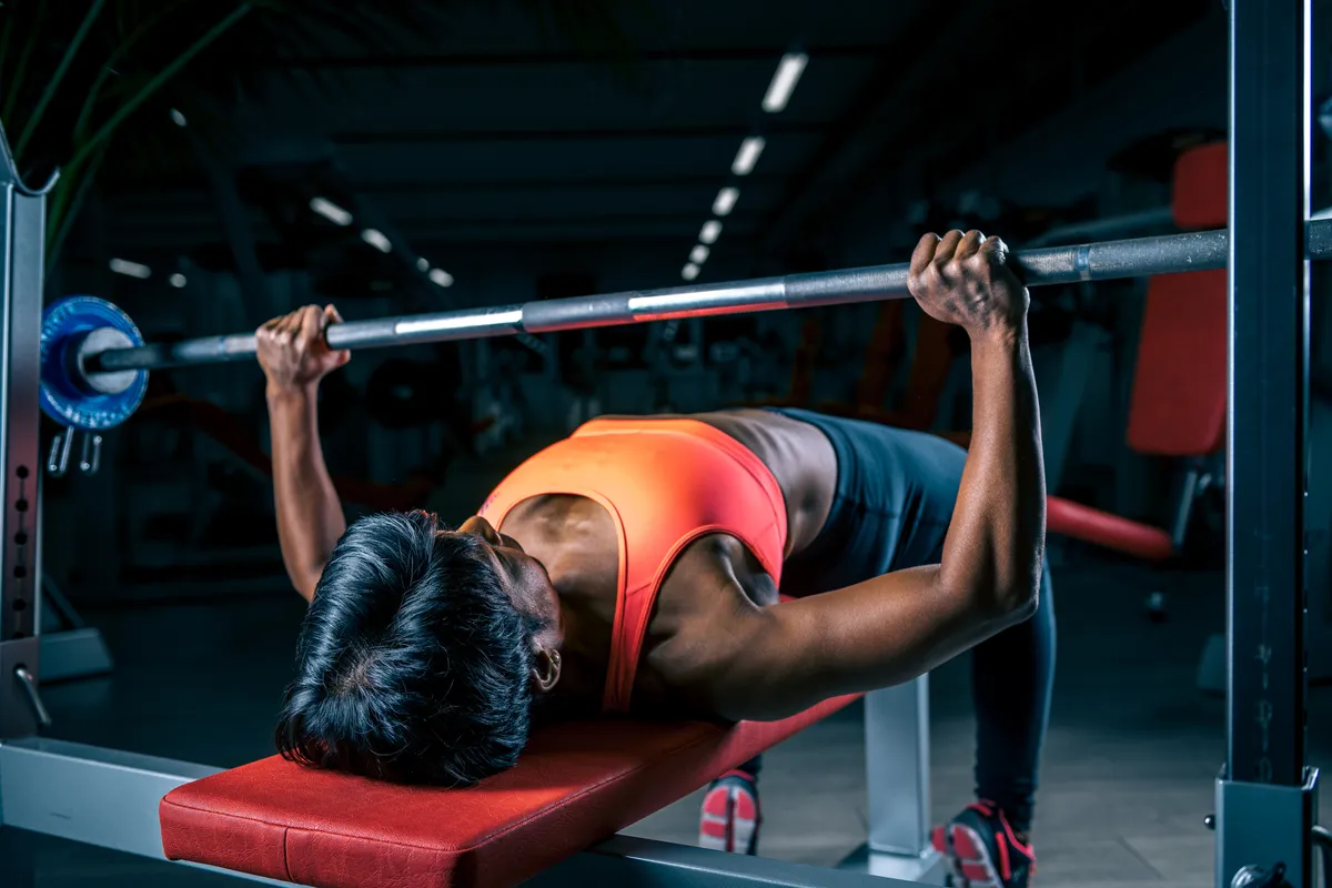 Krafttraining & Muskelaufbau im Berner Oberland mit Personaltrainerin Sue